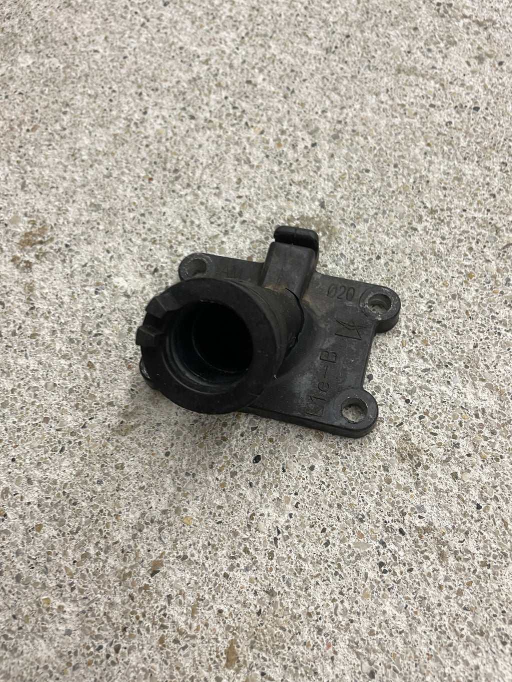 Ansaugstutzen 22mm